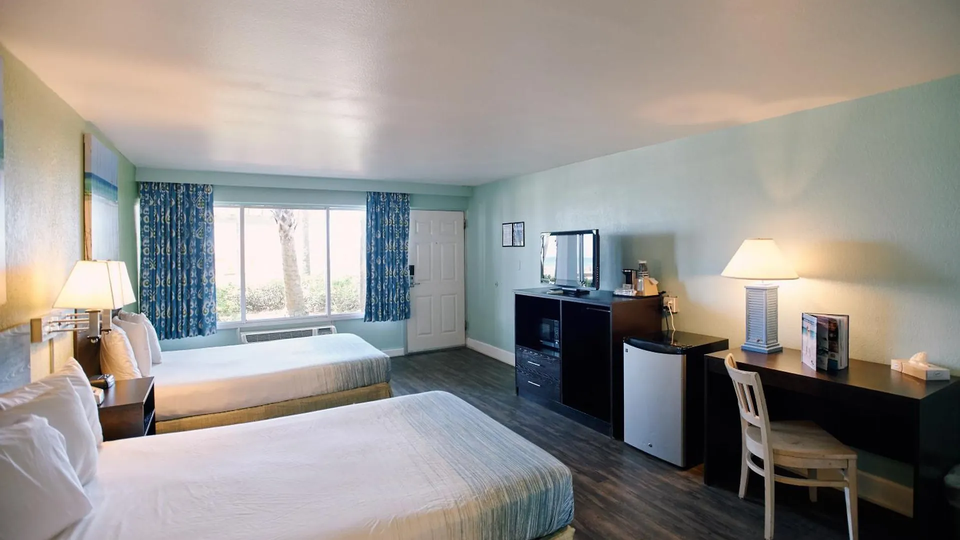 Boardwalk Beach Hotel Панама-Сити 2*,  США