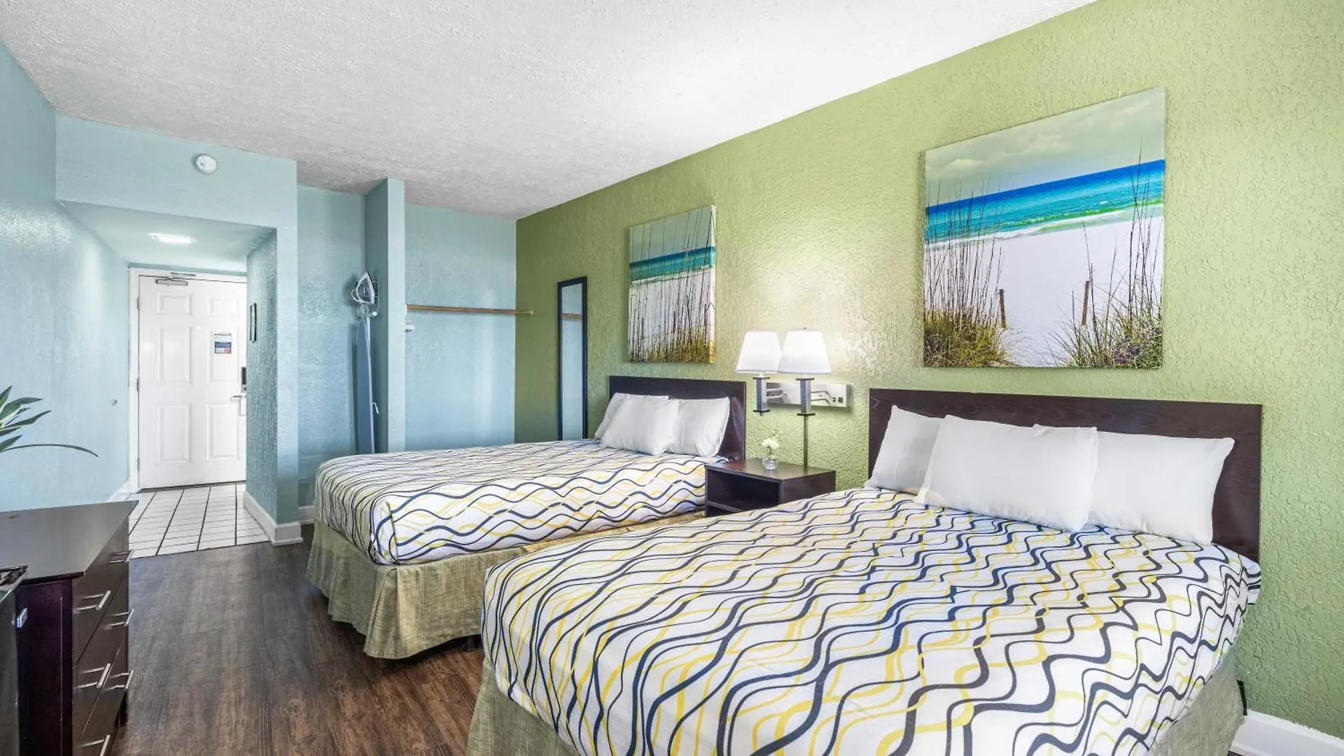 Boardwalk Beach Hotel Panama City Beach 2*,